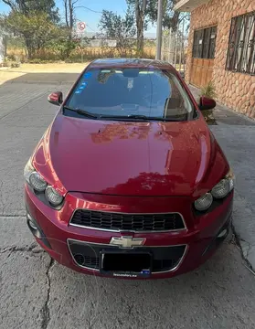 Chevrolet Sonic LTZ Aut usado (2016) color Rojo Tinto precio $115,000