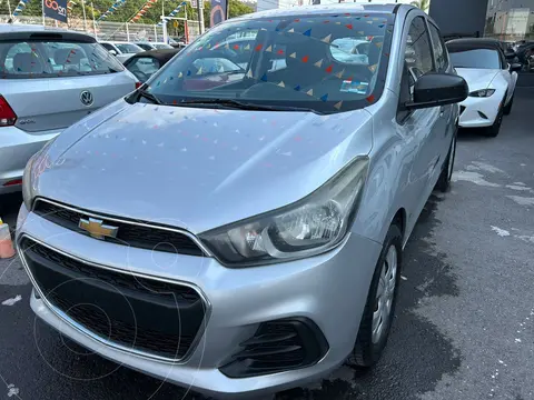 Chevrolet Spark LTZ usado (2016) color plateado precio $163,000,000