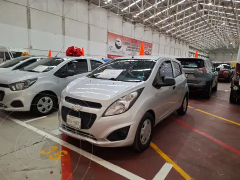 Chevrolet Spark LT usado (2016) color Plata Metalico financiado en mensualidades(enganche $37,500 mensualidades desde $3,500)