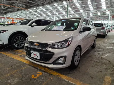 Chevrolet Spark LT usado (2021) color Blanco financiado en mensualidades(enganche $66,000 mensualidades desde $6,000)