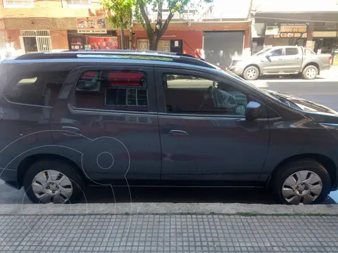 foto Chevrolet Spin LT 1.8 5 Pas My Link usado (2017) color Gris Mond precio $3.800.000