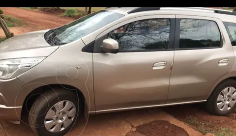 Chevrolet Spin LT 1.8 5 Pas usado (2013) color Beige Desert precio $11.500.000