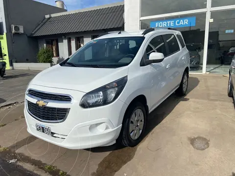 foto Chevrolet Spin LT 1.8 5 Pas usado (2016) color Blanco precio $2.900.000