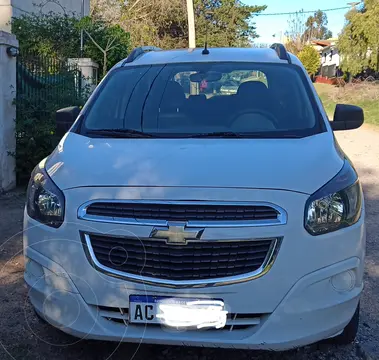 Chevrolet Spin LT 1.8 5 Pas My Link usado (2018) color Blanco Summit precio $17.500.000