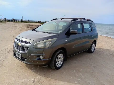Chevrolet Spin LTZ 1.8 7 Pas usado (2013) color Beige Desert precio $1.150.000