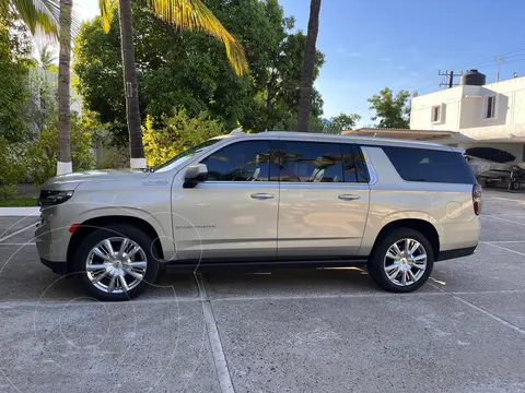 Chevrolet Suburban High Country usado (2021) color Gris precio $1,160,000