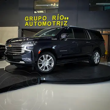 Chevrolet Suburban High Country usado (2022) color Negro financiado en mensualidades(enganche $158,025 mensualidades desde $32,075)