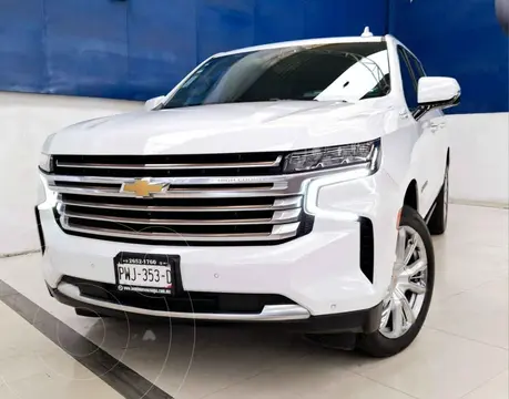 Chevrolet Suburban High Country usado (2021) color Blanco financiado en mensualidades(enganche $332,250)