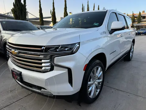 Chevrolet Suburban High Country usado (2022) color Blanco financiado en mensualidades(enganche $381,500 mensualidades desde $29,173)