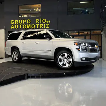 Chevrolet Suburban LTZ 4x4 usado (2016) color Gris precio $489,000