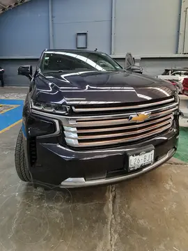 Chevrolet Suburban High Country usado (2022) color Gris Grafito precio $1,679,000