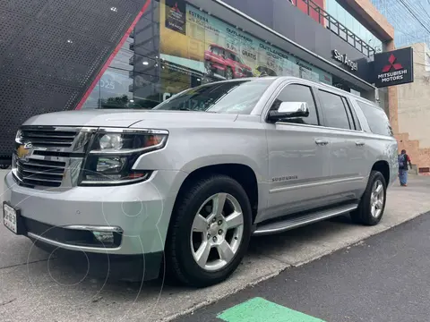 Chevrolet Suburban LTZ 4x4 usado (2015) color Dorado precio $529,900