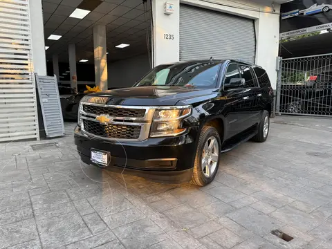 Chevrolet Suburban LT Piel usado (2015) color Negro precio $439,900