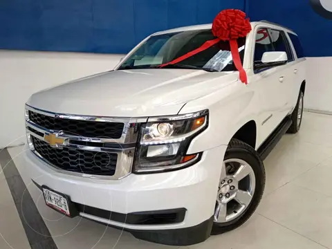 Chevrolet Suburban LT Piel Cubo usado (2019) color Blanco financiado en mensualidades(enganche $214,458 mensualidades desde $17,662)