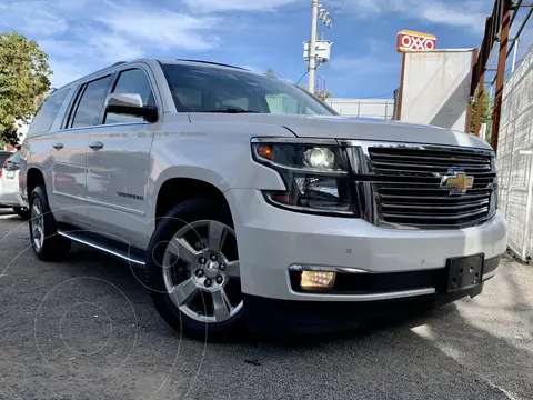 Chevrolet Suburban Premier Piel 4x4 usado (2018) color Blanco precio $829,000