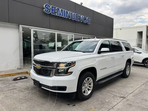 Chevrolet Suburban LS Tela usado (2020) color Blanco financiado en mensualidades(enganche $145,200 mensualidades desde $16,301)