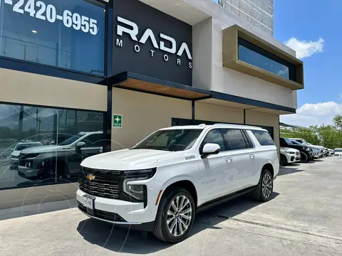 Chevrolet Suburban High Country usado (2025) color Blanco precio $4,100,000