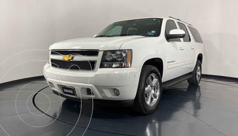 Chevrolet Suburban LT Piel Cubo usado (2014) color Blanco precio $509,999