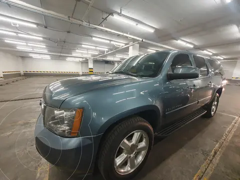 Chevrolet Suburban LT Piel Cubo usado (2008) color Verde precio $300,000