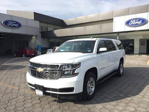 Chevrolet Suburban LS Tela usado (2019) color Blanco precio $775,000