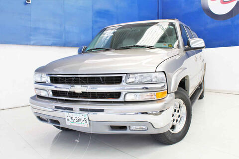 Chevrolet Suburban LT Tela usado (2000) color Gris precio $149,501