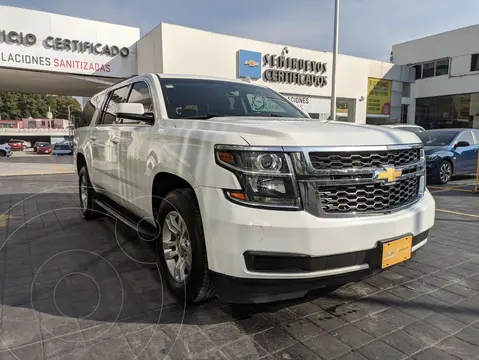 Chevrolet Suburban LS Tela usado (2019) color Blanco precio $879,000