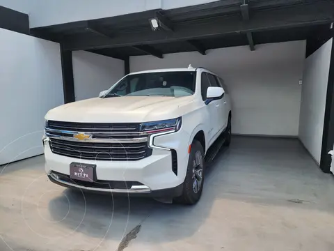 Chevrolet Suburban LT usado (2021) color Blanco precio $1,298,000