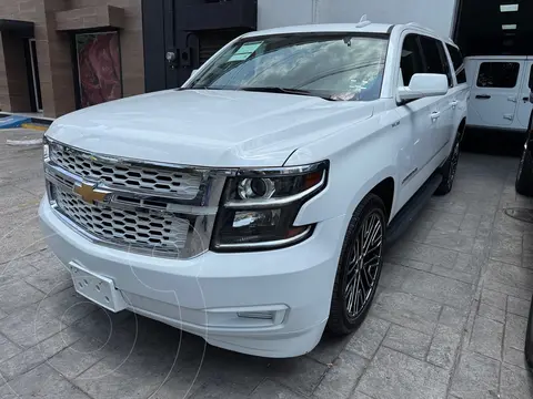 Chevrolet Suburban LT Piel Banca usado (2018) color Blanco precio $724,900