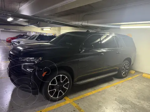 Chevrolet Suburban RST usado (2024) color Negro precio $1,670,000
