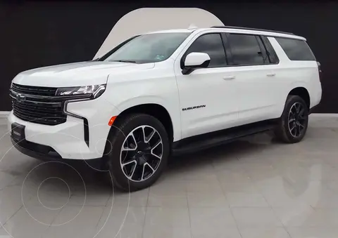 Chevrolet Suburban RST usado (2022) color Blanco precio $1,699,900