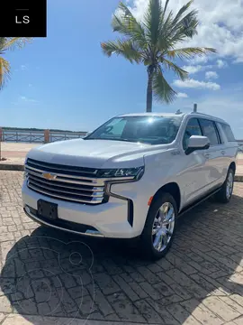 Chevrolet Suburban Paq H 4x4 Edicion Limitada usado (2022) color Blanco precio $1,200,000