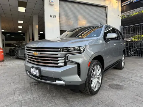 Chevrolet Tahoe High Country usado (2023) color Gris precio $1,439,000