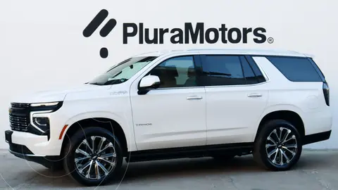 Chevrolet Tahoe High Country usado (2025) color Blanco precio $1,899,000