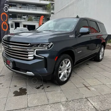Chevrolet Tahoe High Country usado (2021) color Gris financiado en mensualidades(enganche $264,325 mensualidades desde $20,213)