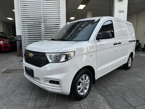 Chevrolet Tornado Van LS usado (2023) color Blanco precio $264,000