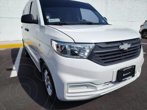 Chevrolet Tornado Van LS usado (2022) color Blanco financiado en mensualidades(enganche $49,500 mensualidades desde $6,021)
