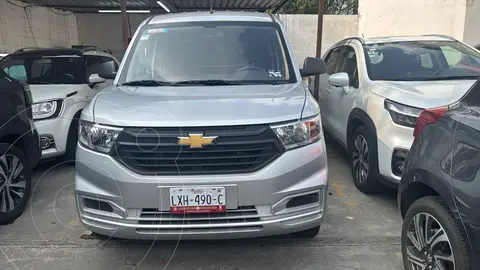 Chevrolet Tornado Van LS usado (2025) color Plata precio $294,990