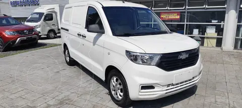 Chevrolet Tornado Van LS usado (2023) color Blanco financiado en mensualidades(enganche $84,289 mensualidades desde $7,256)