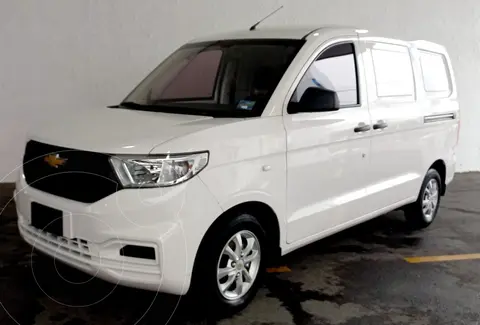 Chevrolet Tornado Van LS usado (2023) color Blanco precio $273,000