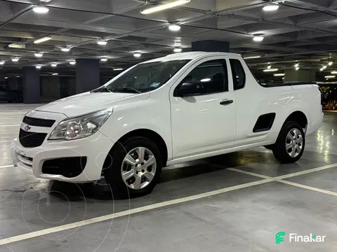 Chevrolet Tornado LS usado (2017) color Blanco precio $175,000