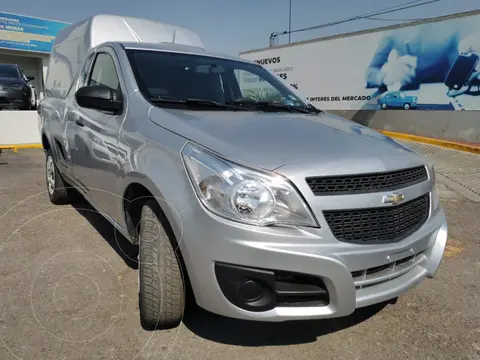 Chevrolet Tornado LT usado (2018) color Gris financiado en mensualidades(enganche $63,750 mensualidades desde $6,685)