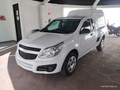 Chevrolet Tornado LS usado (2019) color Blanco Nieve precio $225,000