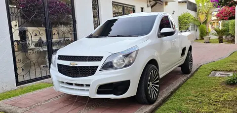 Chevrolet Tornado LS Ac usado (2019) color Blanco Nieve precio $225,000