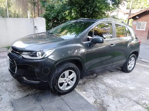 Chevrolet Tracker LTZ 4x2 usado (2017) color Gris Carbono precio $17.500.000