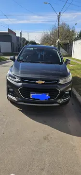 Chevrolet Tracker Premier + 4x4 Aut usado (2019) color Gris Carbono precio u$s19.000