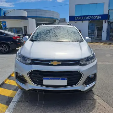 Chevrolet Tracker Premier 4x2 usado (2019) color Plata financiado en cuotas(anticipo $2.798.400 cuotas desde $171.892)