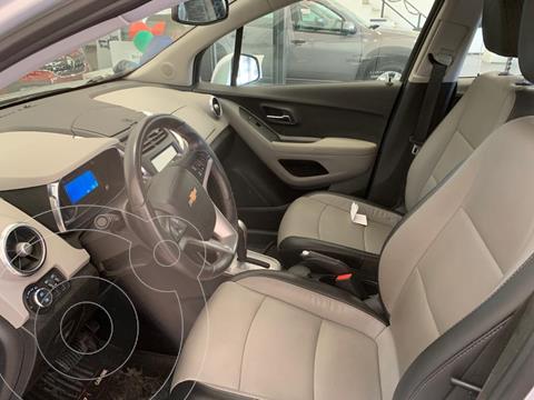 foto Chevrolet Tracker LTZ + 4x4 Aut usado (2016) color Plata Switchblade precio $1.525.000