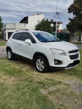Chevrolet Tracker LTZ 4x2 usado (2014) color Blanco precio u$s9.950