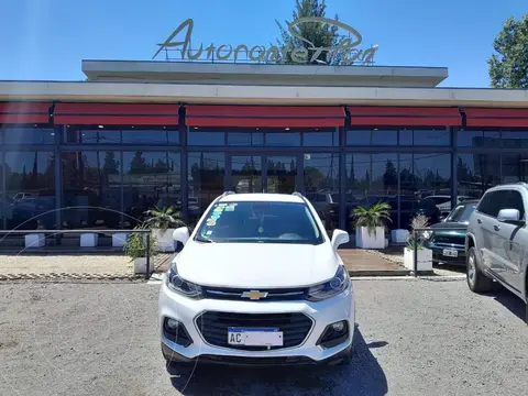 Chevrolet Tracker TRACKER 1.8 LTZ  4X2 usado (2018) color Blanco precio u$s15.000