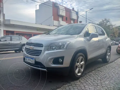 foto Chevrolet Tracker LTZ + 4x4 Aut 2016/2017 usado (2016) color Gris Cyber precio $5.950.000